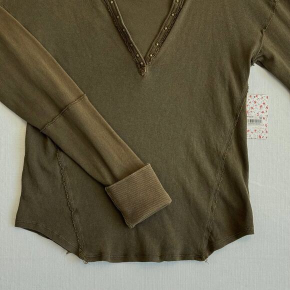 FREE PEOPLE We The Free Cotton Henley Top Women's Size S Military Khaki Green - Picture 5 of 14